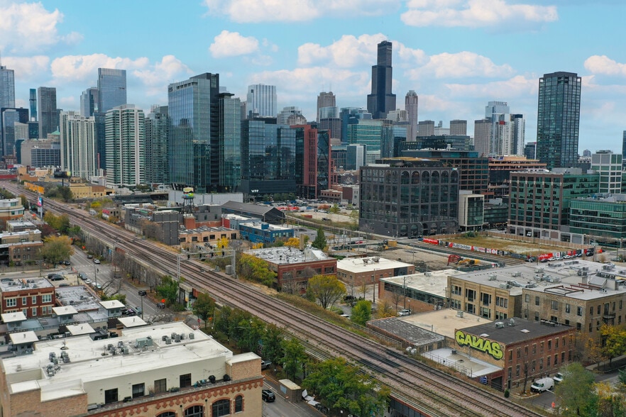 414 N Carpenter St, Chicago, IL for lease - Aerial - Image 2 of 10
