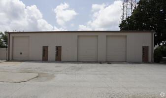 507 Prairie St, Arlington TX - Warehouse