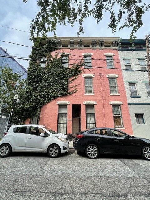 1117 Broadway St, Cincinnati, OH for sale Primary Photo- Image 1 of 1