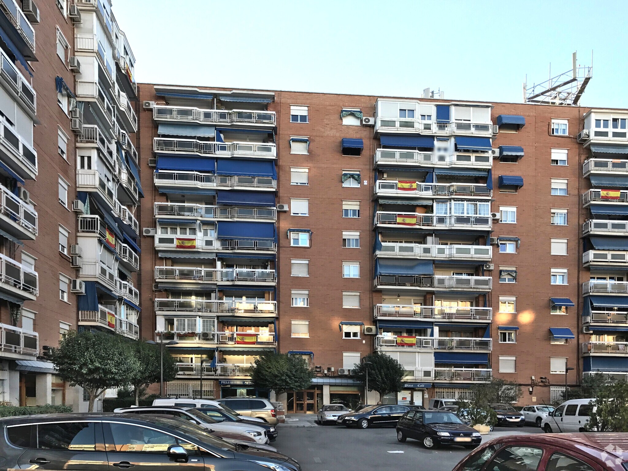 Multifamily in Alcorcón, Madrid for sale Primary Photo- Image 1 of 1