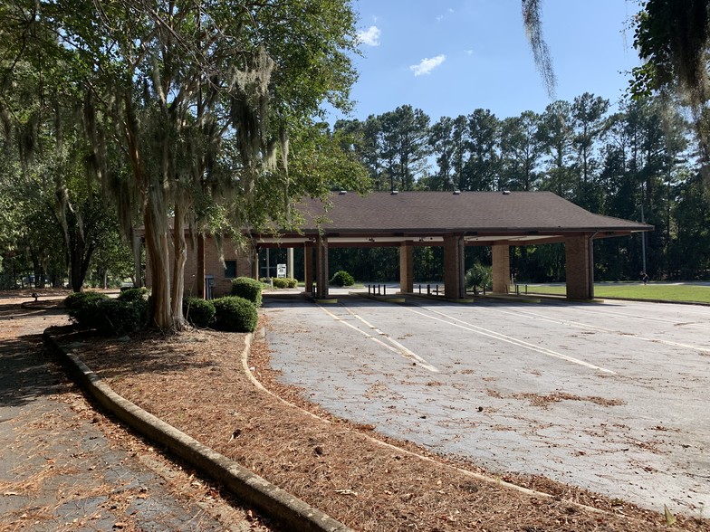 710 Mall Blvd, Savannah, GA for sale - Building Photo - Image 1 of 1