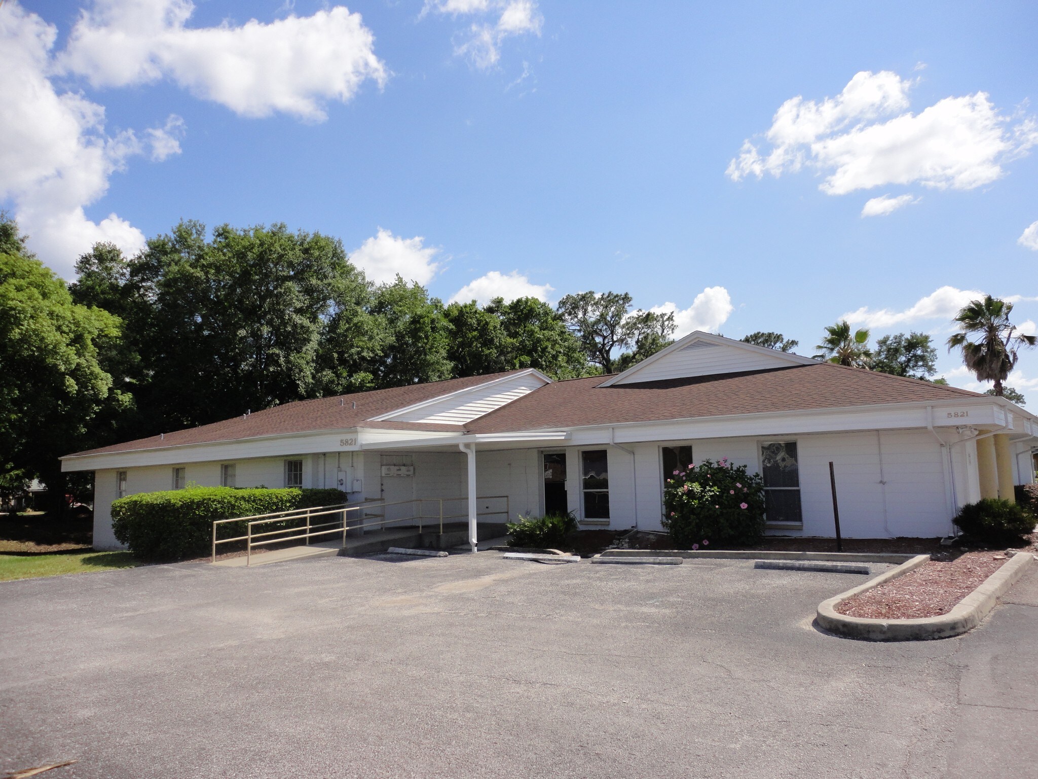 5821 Gall Blvd, Zephyrhills, FL 33542 Office for Lease