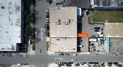301-311 NW 28th St, Miami, FL for lease Interior Photo- Image 2 of 9