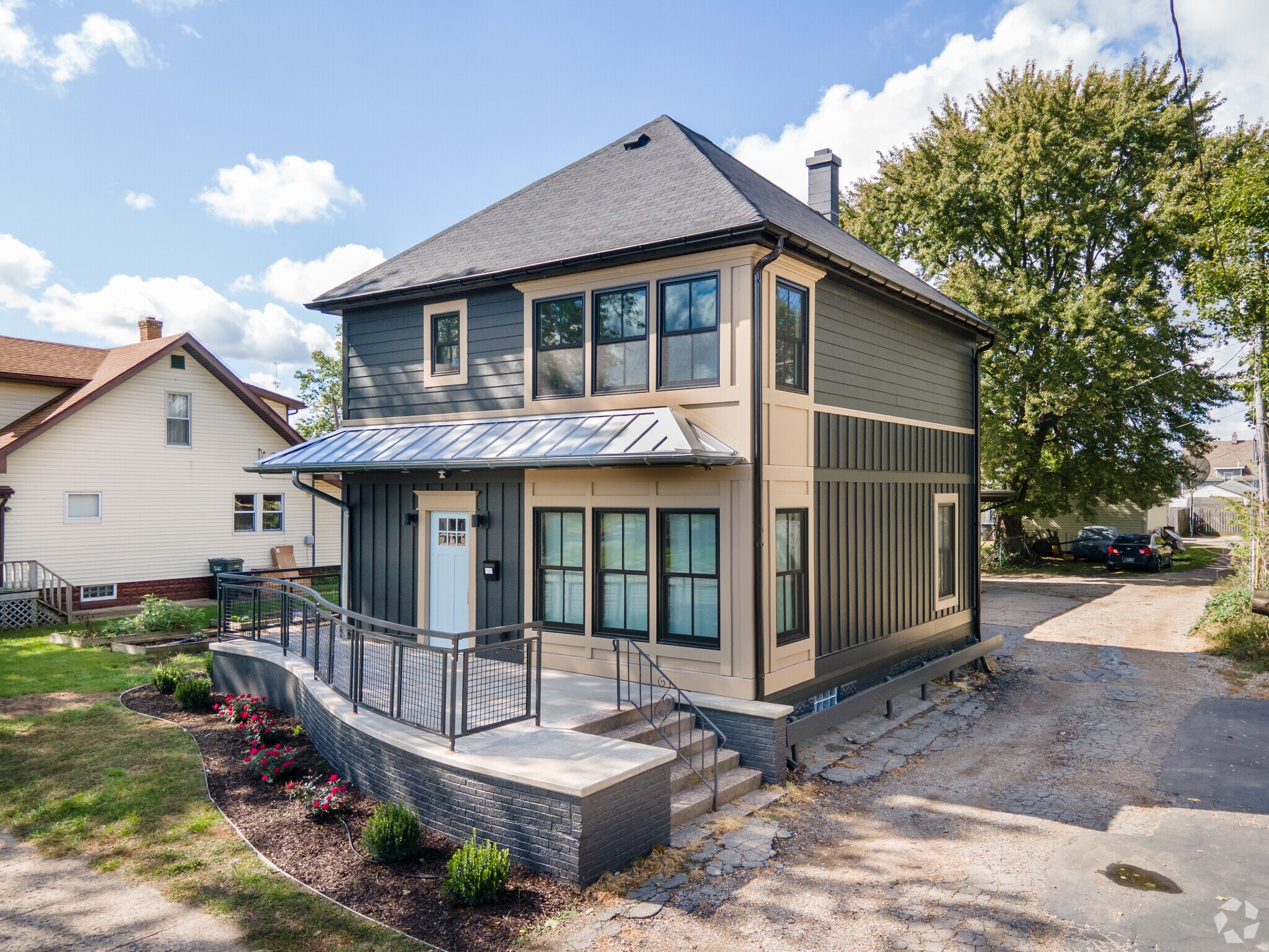 311 S Eddy St, South Bend, IN 46617