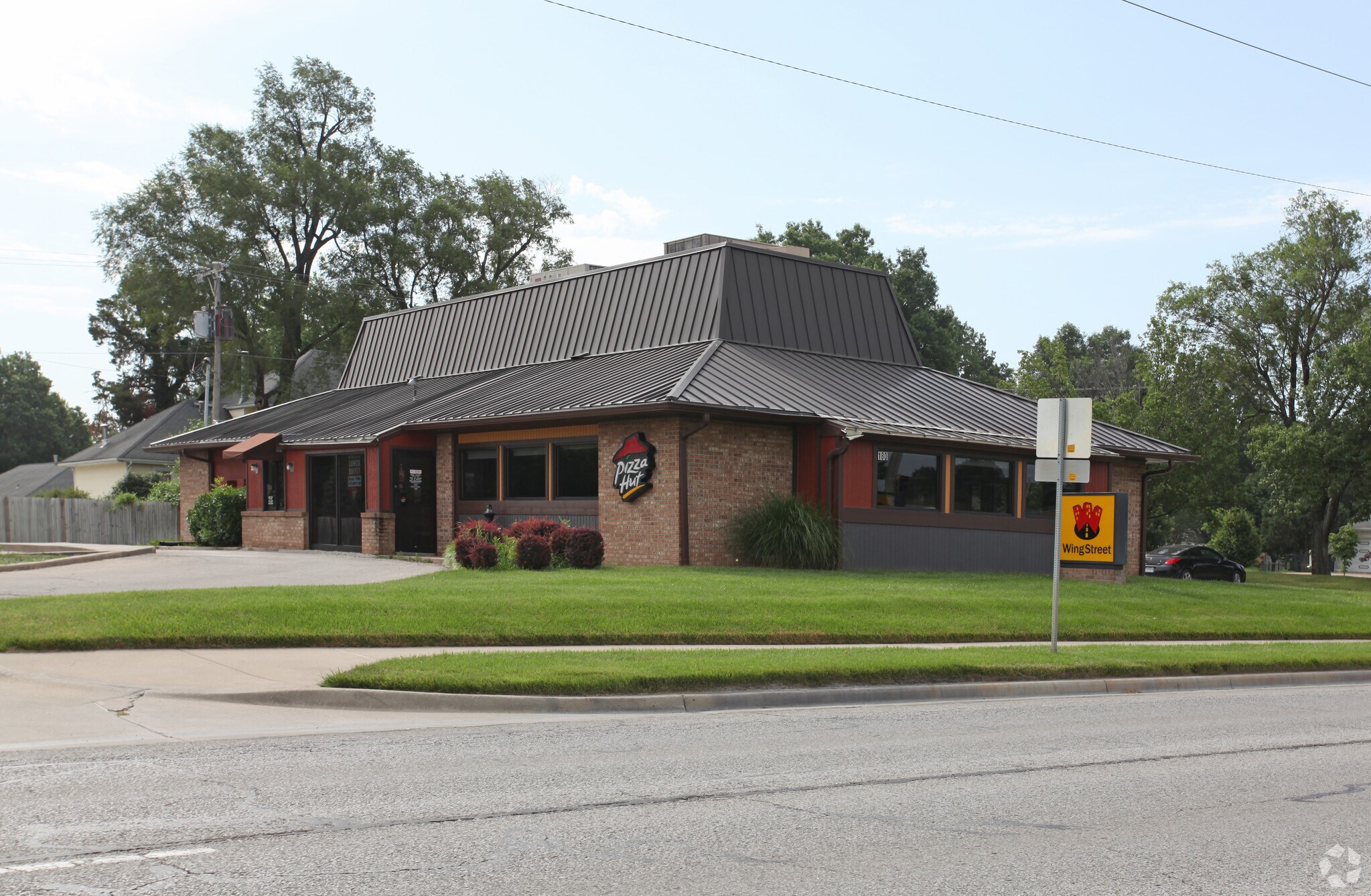 180 S Parker St, Olathe, KS for sale Primary Photo- Image 1 of 1