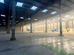 Rue Bernard Palissy, Gargenville for lease Interior Photo- Image 2 of 6