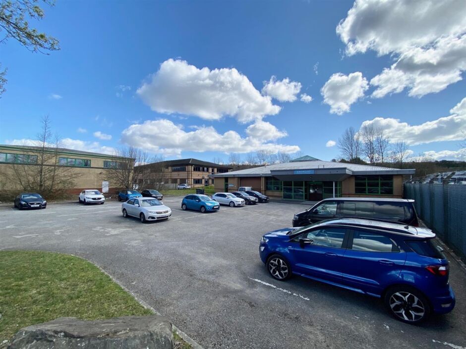 Clos Llyn Cwm, Swansea, SA6 8QY