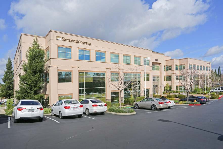 1130 Iron Point Rd, Folsom, CA for lease - Building Photo - Image 1 of 33