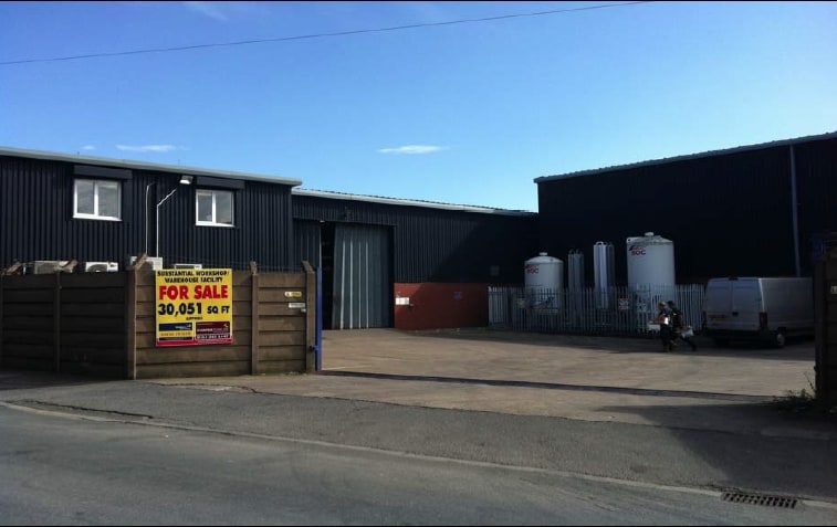 Thornes Ln, Wakefield for sale - Primary Photo - Image 1 of 1