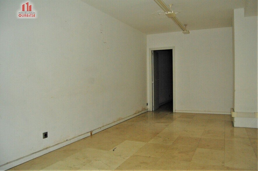 Retail in Ourense, Orense for lease - Building Photo - Image 1 of 3