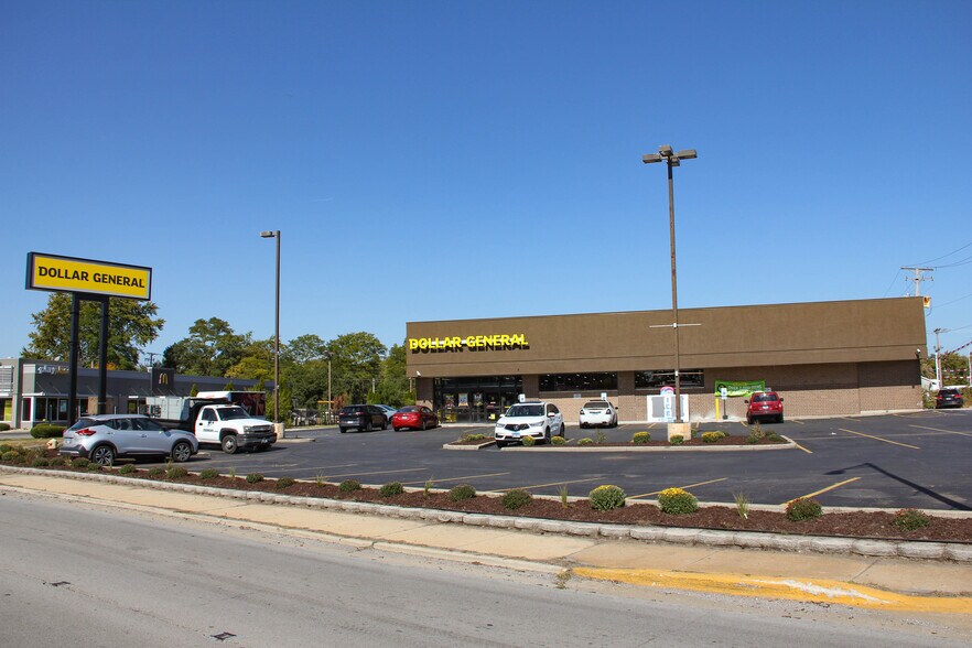 626 River Oaks Dr, Calumet City, IL for sale - Building Photo - Image 2 of 4