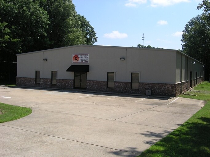 1537 Biedenharn Cv, Clinton, MS for sale - Primary Photo - Image 1 of 1