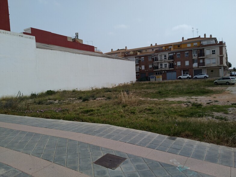 Avinguda de Llevant, Beniparrell, Valencia for sale - Building Photo - Image 2 of 7