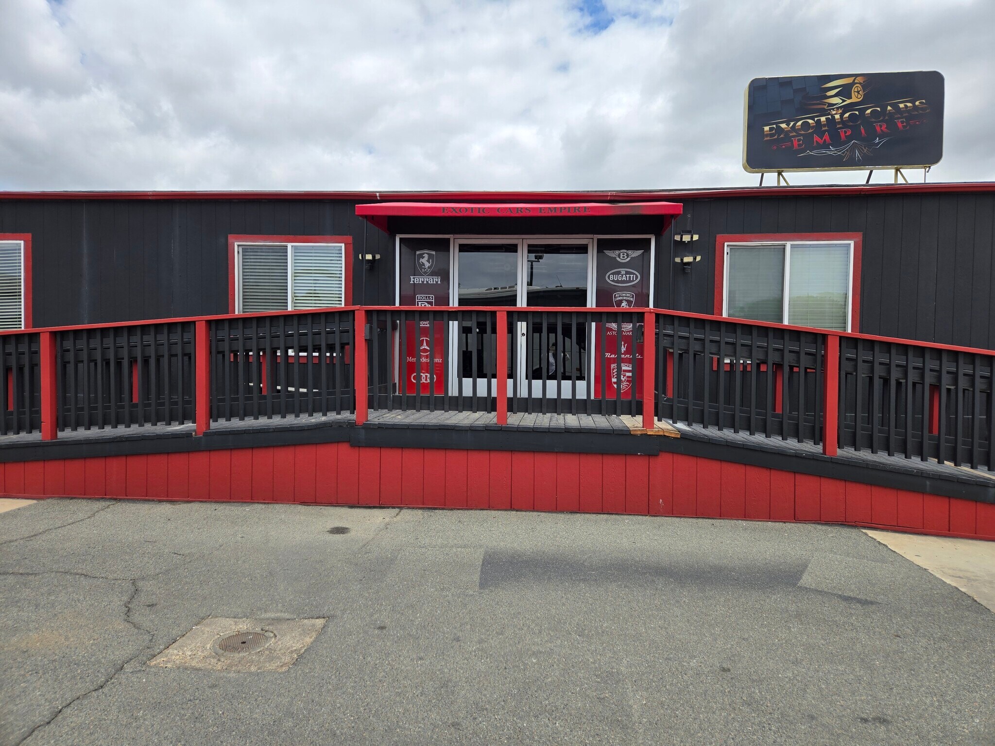 1002 W Juniper St, San Diego, CA for lease Building Photo- Image 1 of 6