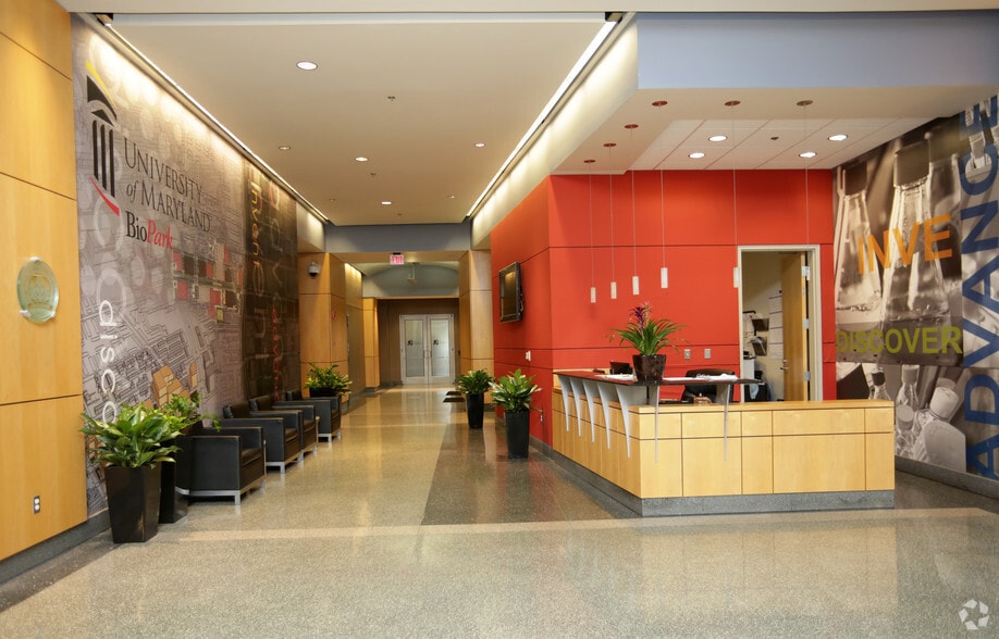 800 W Baltimore St, Baltimore, MD for lease - Lobby - Image 3 of 10