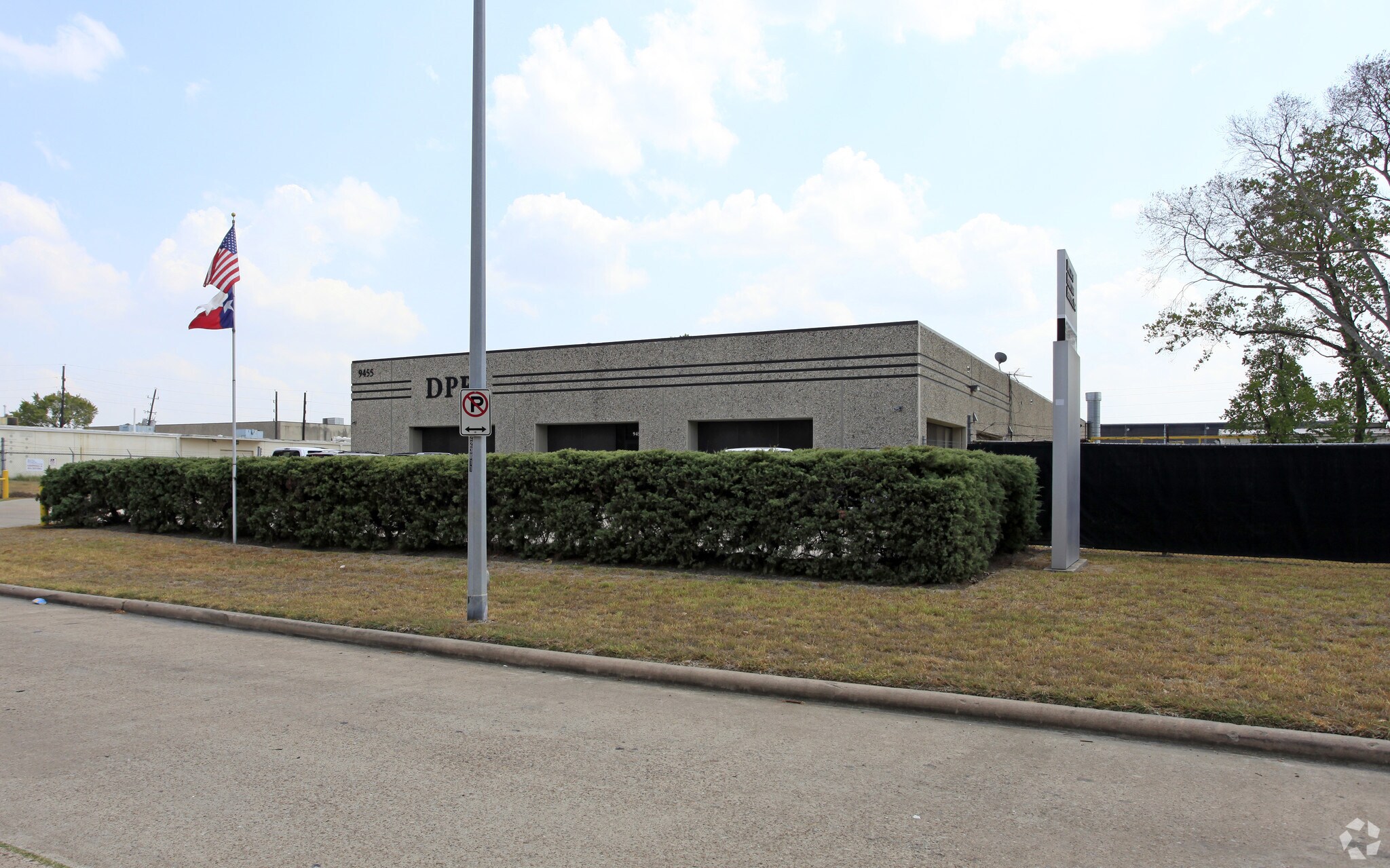 9455 Baythorne Dr, Houston, TX for sale Building Photo- Image 1 of 1