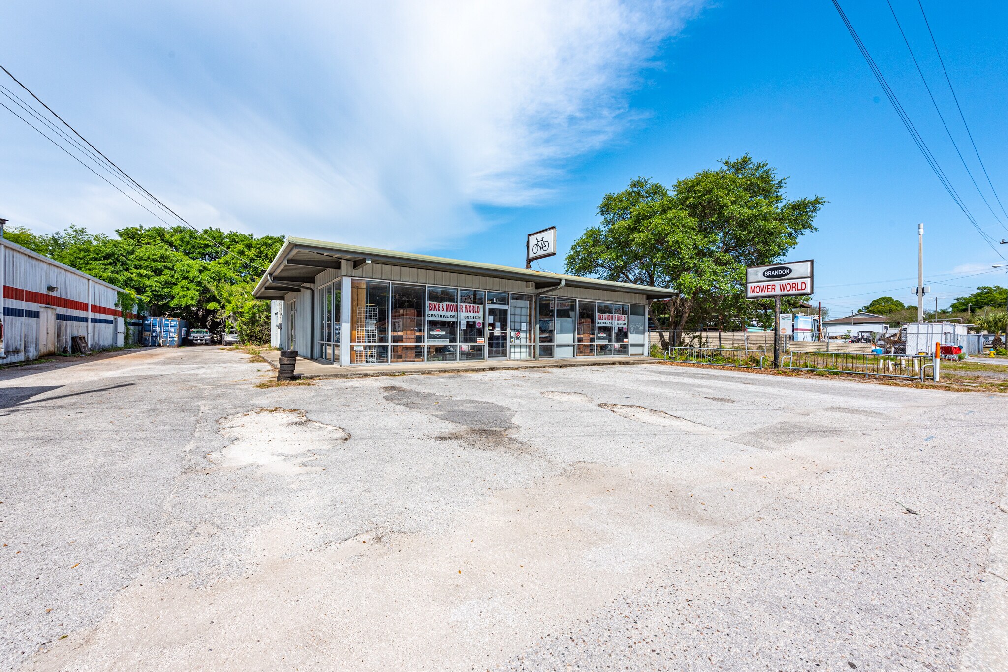 118 Central Dr, Brandon, FL for sale Building Photo- Image 1 of 1