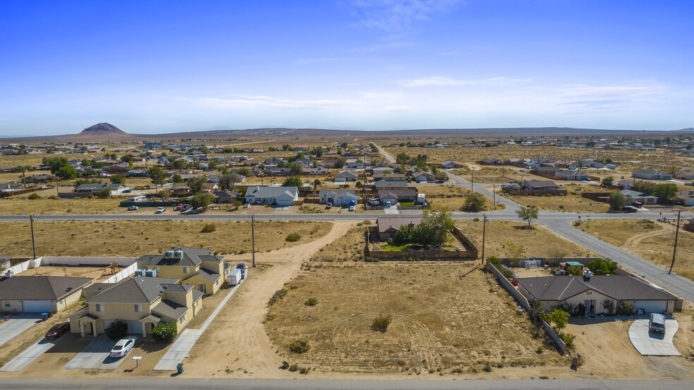 9232 Holly Ave, California City, CA for sale - Building Photo - Image 3 of 7