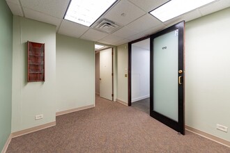 180 N Michigan Ave, Chicago, IL for lease Building Photo- Image 2 of 6