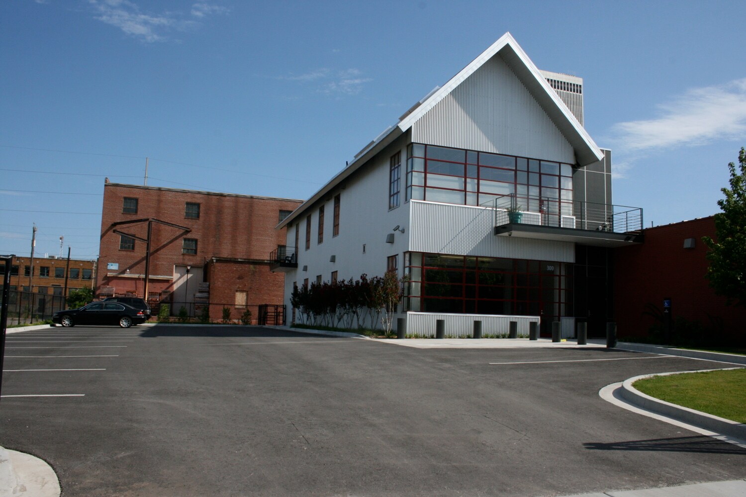 302 E Reconciliation Way, Tulsa, OK for sale Building Photo- Image 1 of 1