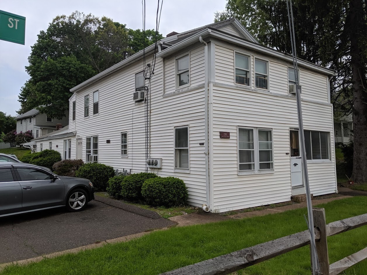 136 S Main St, Manchester, CT for sale Building Photo- Image 1 of 1