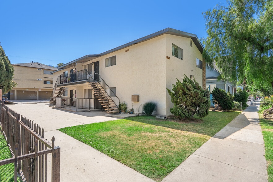 1600 Junipero Ave, Long Beach, CA for sale - Building Photo - Image 2 of 9