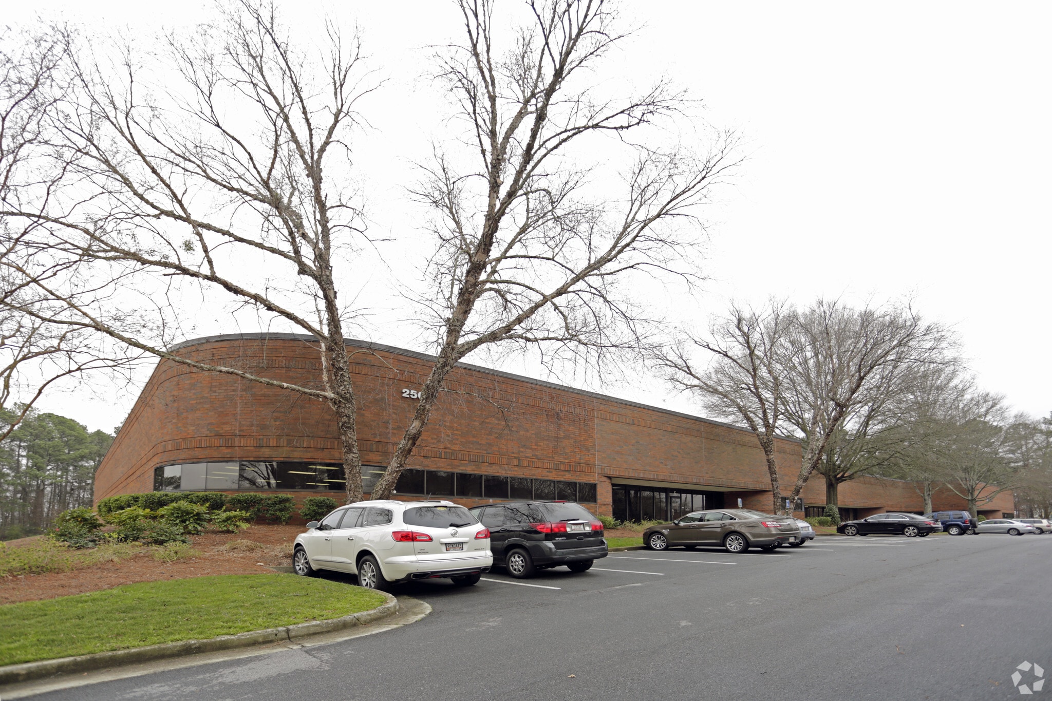 2500 Meadowbrook Pky, Duluth, GA for lease Primary Photo- Image 1 of 4