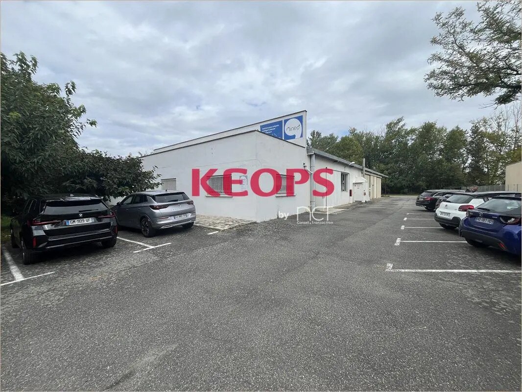 Flex in Saint-Alban for lease Building Photo- Image 1 of 7