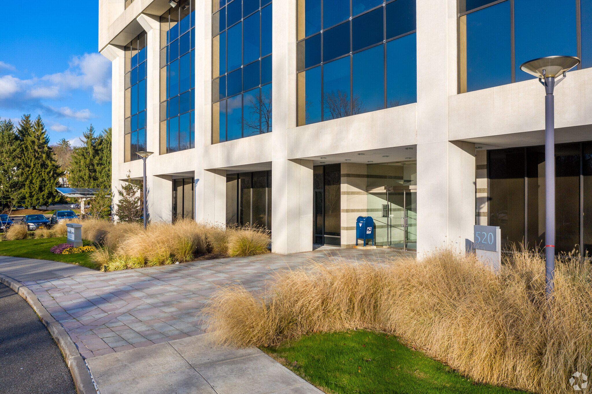 520 White Plains Rd, Tarrytown, NY 10591 Tarrytown Corporate Center