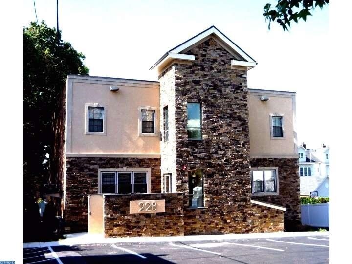 228 N Main St, Doylestown, PA for sale - Primary Photo - Image 1 of 1