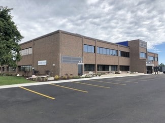 More details for 2831 N Grandview Blvd, Pewaukee, WI - Office for Lease