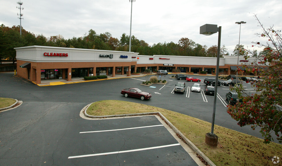 8560 Holcomb Bridge Rd, Alpharetta, GA for lease - Building Photo - Image 3 of 18