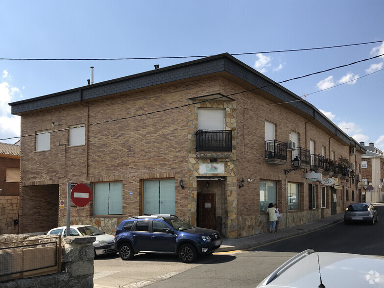 Retail in Colmenarejo, MAD for lease - Primary Photo - Image 1 of 3