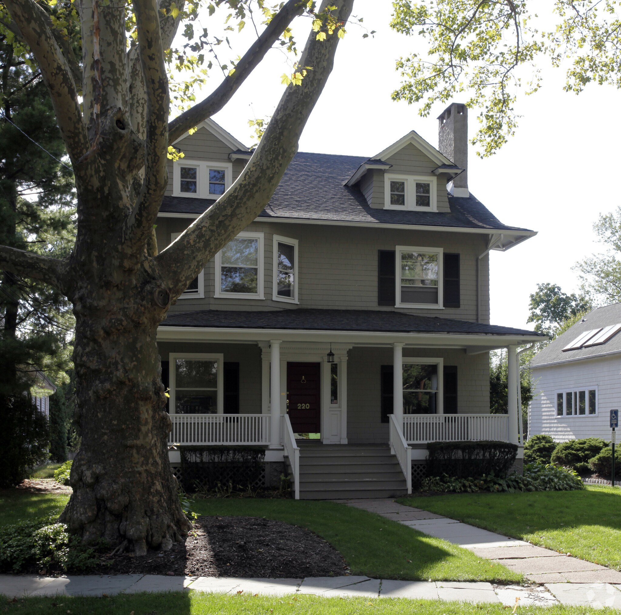 220 St Paul St, Westfield, NJ for sale Primary Photo- Image 1 of 1