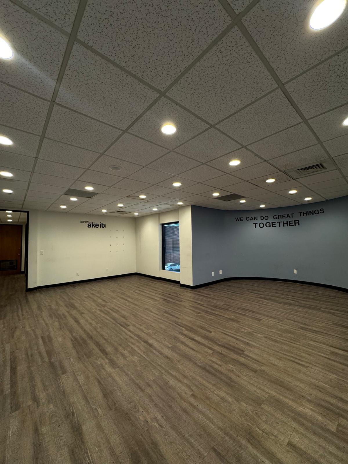 722 E Osborn Rd, Phoenix, AZ for lease Interior Photo- Image 1 of 10