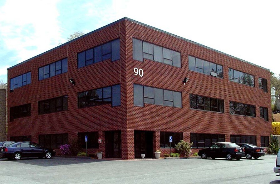 90 Maple St, Stoneham, MA for sale - Primary Photo - Image 1 of 1