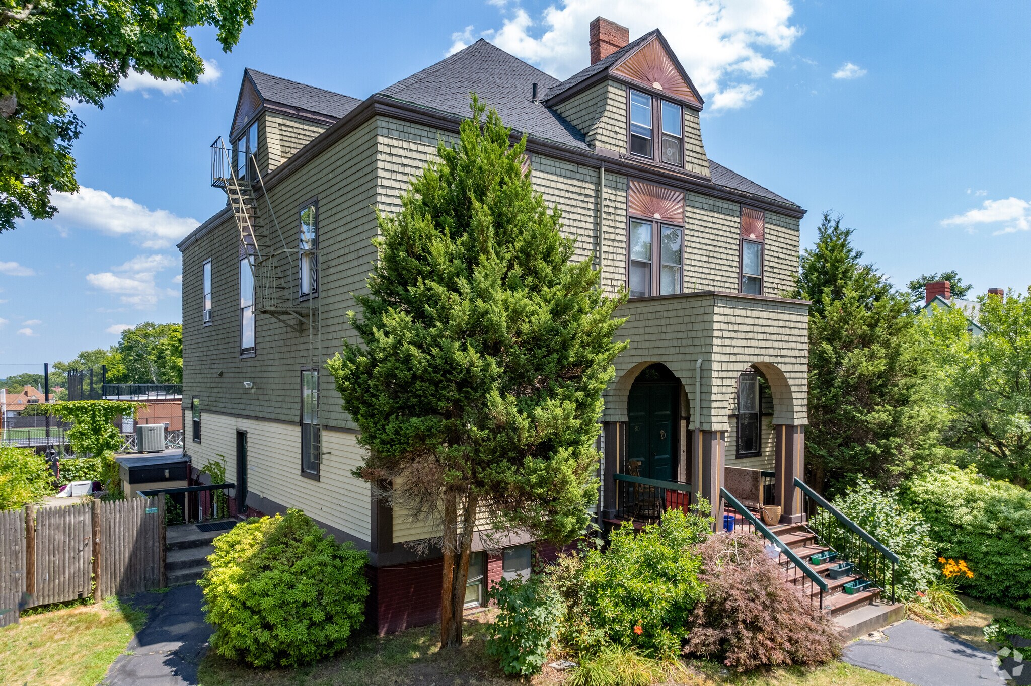 320-324 Angell St, Providence, RI for sale Building Photo- Image 1 of 1