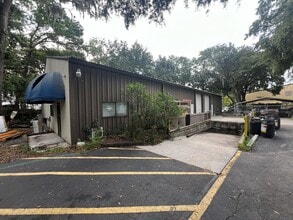 12 Cardinal Rd, Hilton Head Island, SC for lease Interior Photo- Image 1 of 5