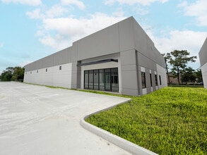 14815 Lee Rd, Houston, TX for lease Interior Photo- Image 2 of 3