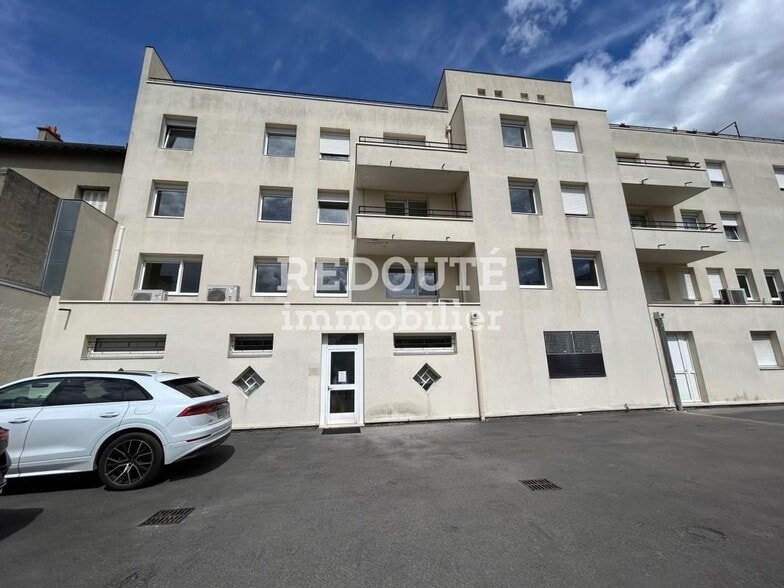 Office in Reims for sale - Building Photo - Image 1 of 11