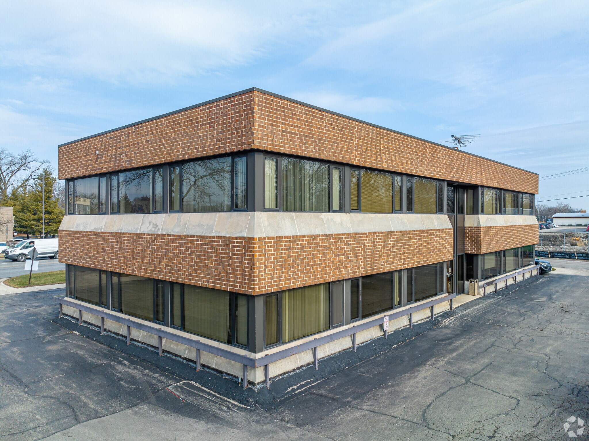 2700 Ogden Ave Downers Grove - rded1m9