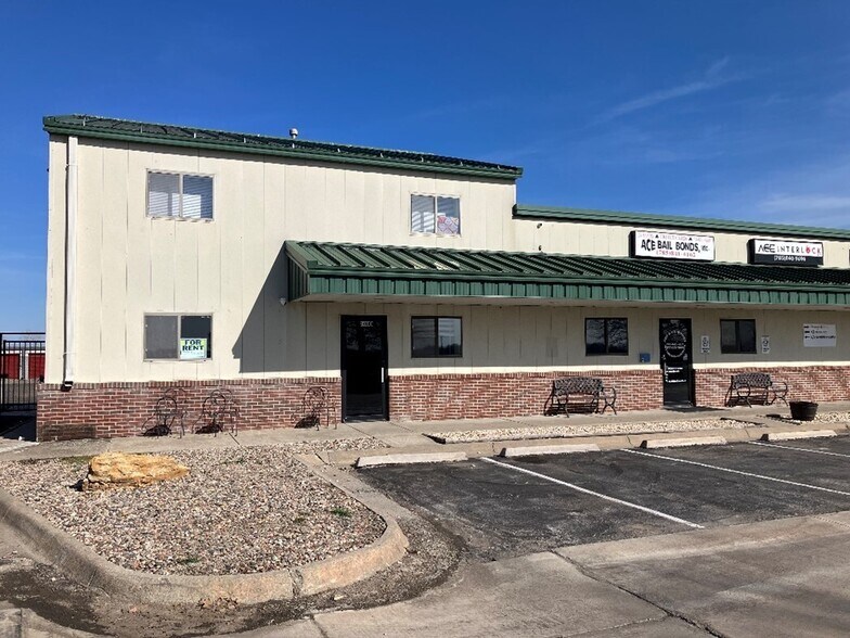 2400 Franklin Rd, Lawrence, KS for sale - Building Photo - Image 1 of 1