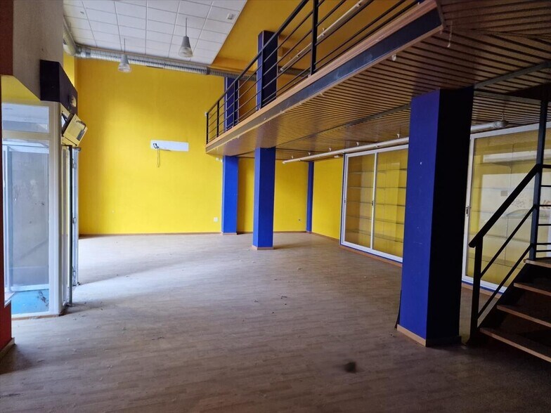 Retail in Ponferrada for sale - Building Photo - Image 3 of 17