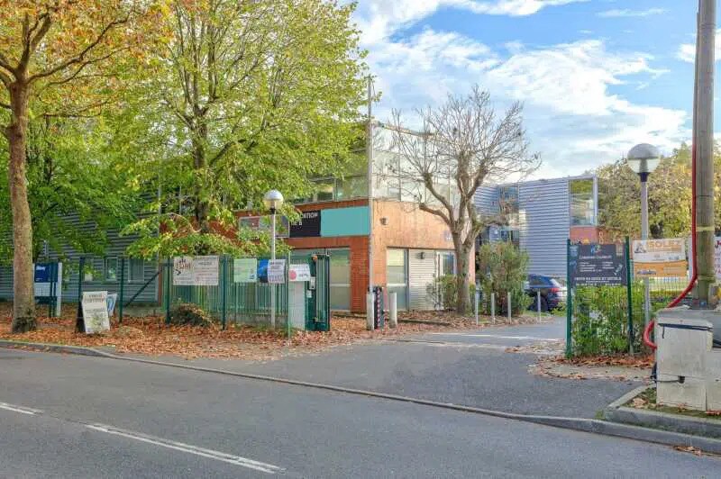 4 Avenue Pierre Salvi, Gonesse for lease - Building Photo - Image 3 of 9