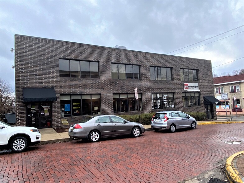 1201 S Braddock Ave, Pittsburgh, PA for lease - Building Photo - Image 2 of 9