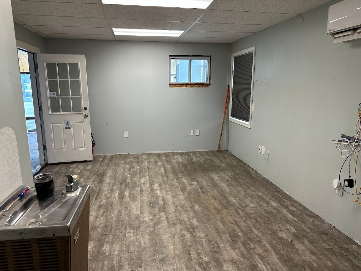 800 Gold St, Manchester, NH for lease Interior Photo- Image 1 of 8