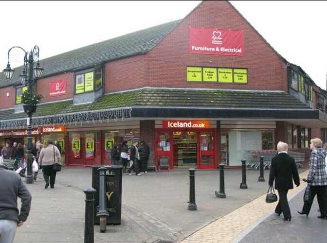 7-13 Rhosddu Rd, Wrexham, LL11 1AT | LoopNet