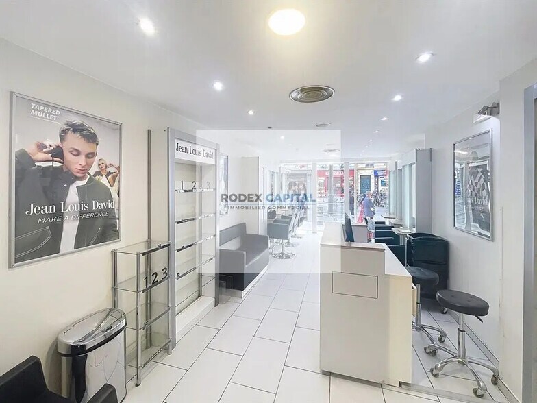 Retail in Paris for lease - Building Photo - Image 3 of 9