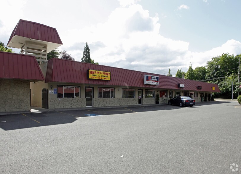 40-56 NE Division St, Gresham, OR for lease - Building Photo - Image 2 of 3
