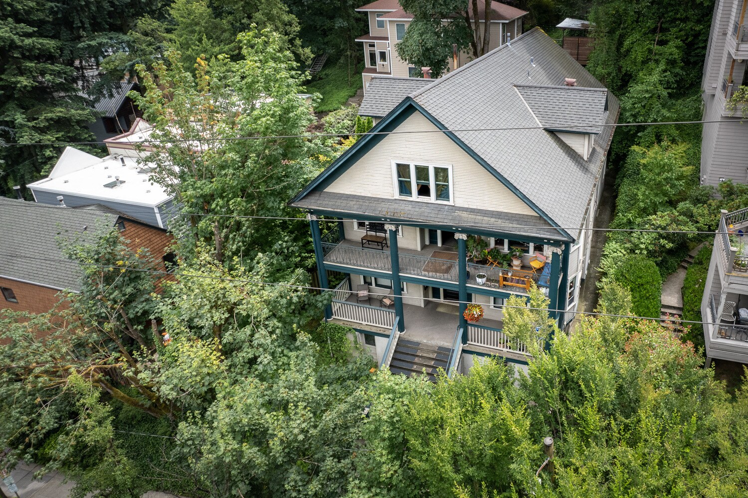 1314 SW Hall St, Portland, OR for sale Primary Photo- Image 1 of 1